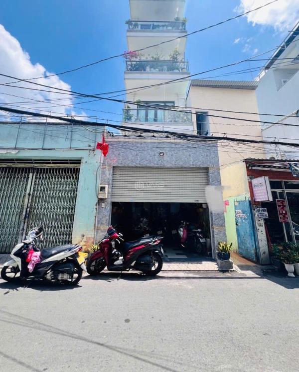 Chủ cần bán Nhà trong hẻm 82m²
