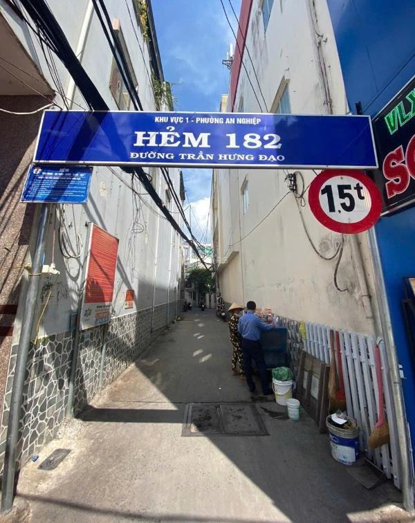 Chủ cho thuê Nhà trong hẻm 80m²