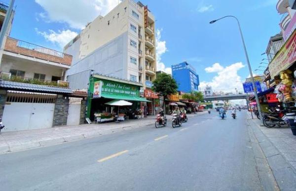 Bán Nhà mặt phố 340m²