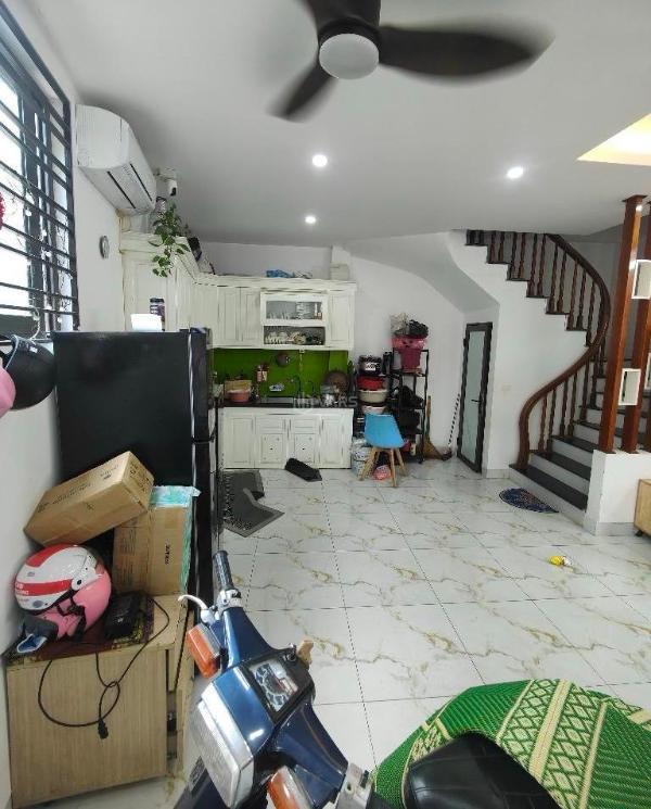 Bán nhà p.xuân phương - gần cđ fpt - dt 41m2 lô góc - 🏤 thoáng sáng