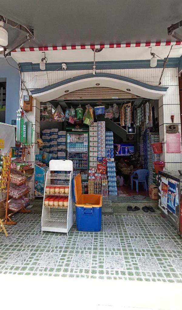 Mặt tiền sầm uất 🏡 - đường 10m - cách q5 chỉ 2 phút - nhỉnh 15 tỷ