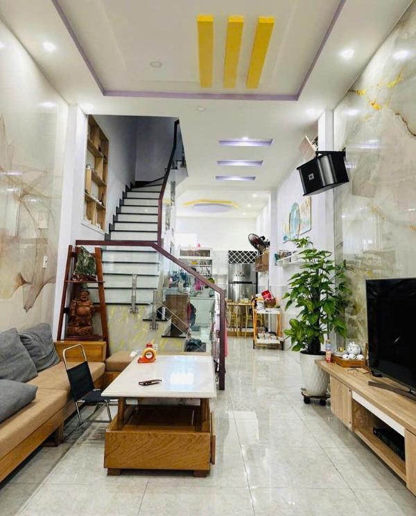 Hiếm bán nhà đẹp 5 tầng xe hơi thông võ văn tần, 42m2, 7.8 🏠 tỷ