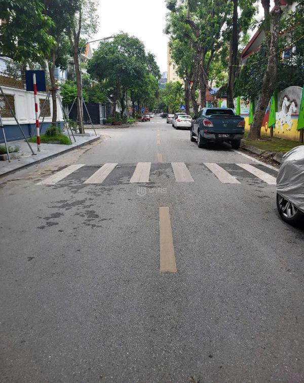 Bán 🏡 biệt thự hoàng quán chi - kđt dịch vọng, 200m, mt 15m, giá 100 tỷ