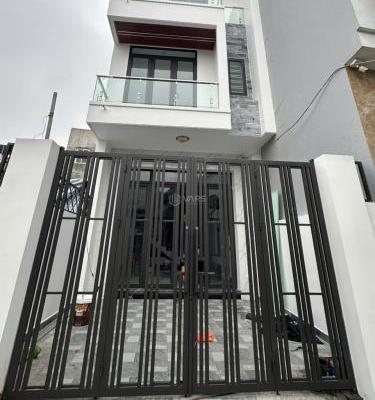 Bán nhà 61mx 3 tầng Độc lập Sân Cổng riêng đường 🏚️ Khúc Hạo Ôtô đỗ gần.