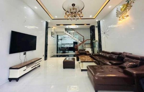 Cần bán Nhà trong hẻm 63m²
