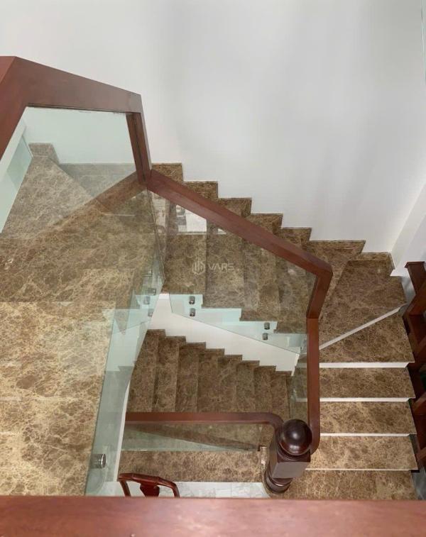 Bán nhà phân lô lê trọng tấn ô tô tránh vỉa hè kinh doanh 62m2 🏦 14.4 tỷ