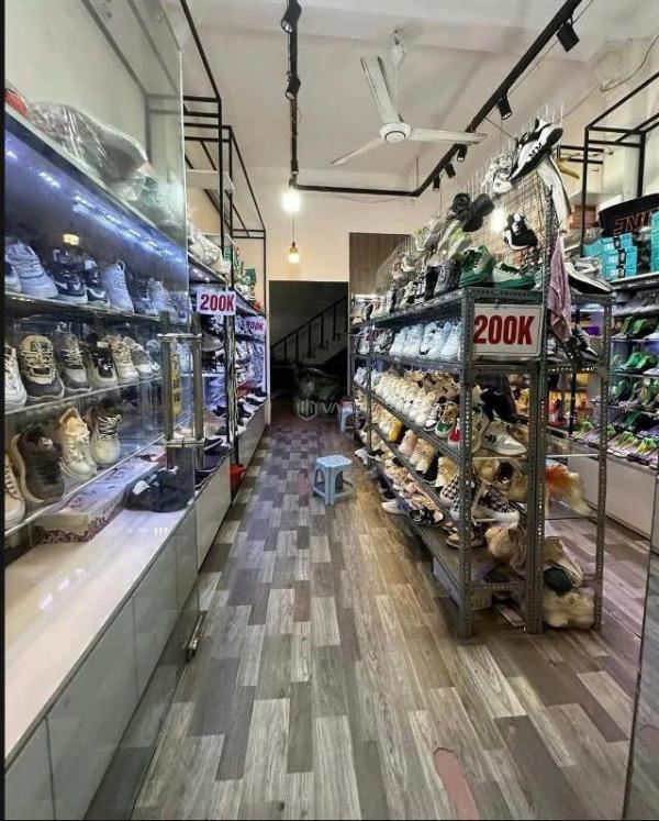 Bán 🏣 nhanh nhà mặt phố yên phụ 2 thoáng kinh doanh đỉnh view hồ dòng tiền tốt