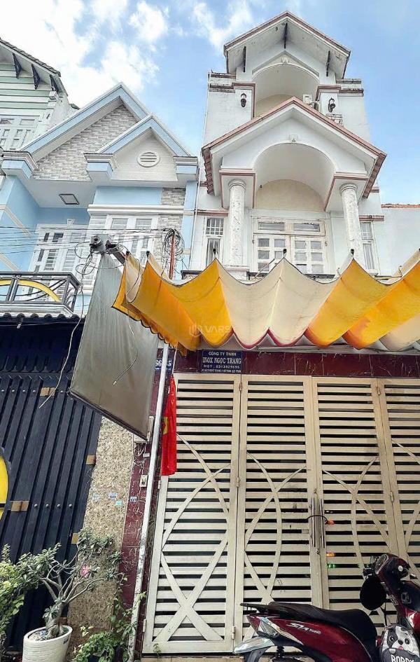 Nhà đẹp 1 trệt 2 lầu đường 6m nguyễn thị 🏢 đặng gần trường võ trường toản q12