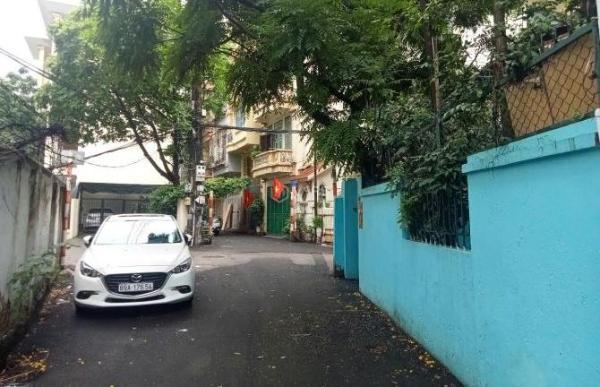 Chủ cho thuê Nhà trong hẻm 90m²