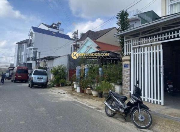 Chủ cần bán Nhà mặt phố 82m²