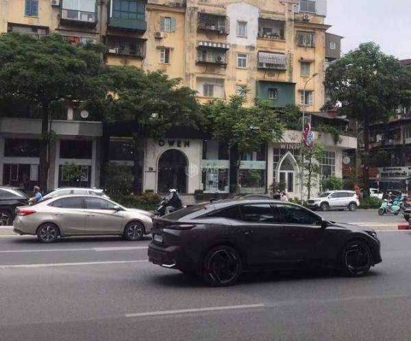 Cho thuê MBKD SIÊU HOT Xã Đàn - 🏬 Đống Đa, DT 400m², 4T, MT 20m, Giá 650tr/tháng
