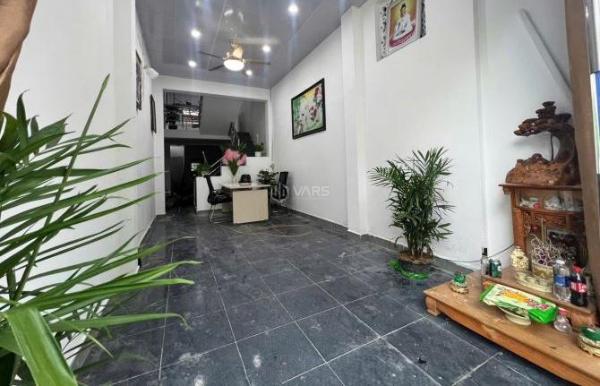 🏡NHÀ 2 TẦNG TRỤC CHÍNH 🏢 LƯƠNG ĐẮC BẰNG Đường ô Tô Tránh nhau kinh doanh chỉ 2.45 tỷ