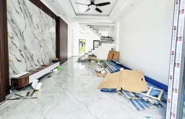 Bán nhà 3 tầng 50m2 🏣 tại ngõ Trương Văn Lực, Hùng Vương, Hồng Bàng giá 2,55 tỷ