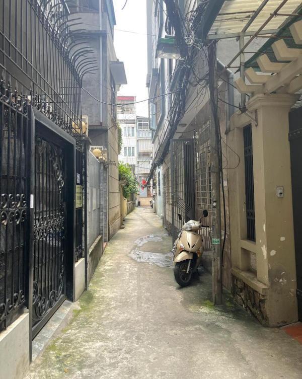 Cần bán Nhà trong hẻm 30m²