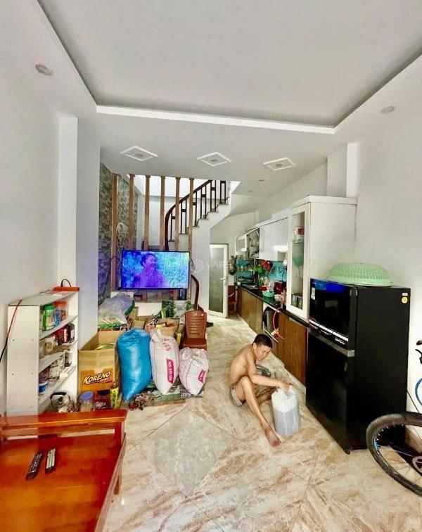 Đại linh trung văn - nhỉnh 🏤 6 tỷ có nhà 5 tầng ngõ 3 gác - nội thất ở ngay.