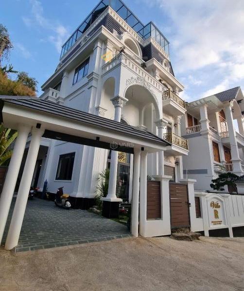 <mark style="background-color: transparent; font-weight: 400; ">Villa sân vườn hồ cá Koi 🏡 đường An Sơn, Phường 4, Đà Lạt hạ giá còn 22 tỷ tl</mark>