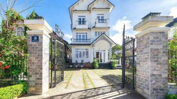 Cho thuê villa sân vườn 600m2 có 11 phòng phường 8 🏠 đà lạt 45 triệu/tháng