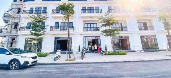 BÁN NHÀ 4 TẦNG ĐỐI DIỆN CHỢ, ĐÃ CÓ SỔ, CHỦ CAM KẾT CHO THUÊ 🏚️ LẠI 20TR/1THÁNG.