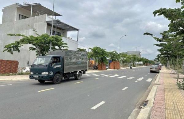 Bán Lô Góc - Mặt Tiền đường đại lộ 60m Dẫn ☘ về sân bay QT Long Thành - Giá chỉ 1 tỷ 4-150m2