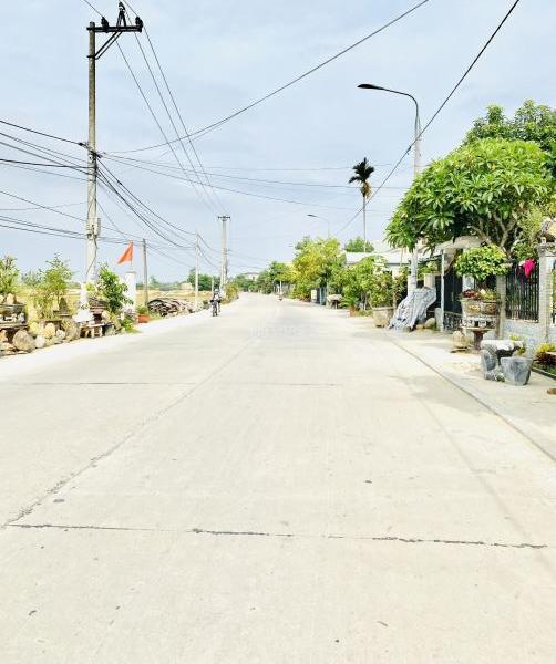 Chủ cần bán Đất nền riêng lẻ 126m²