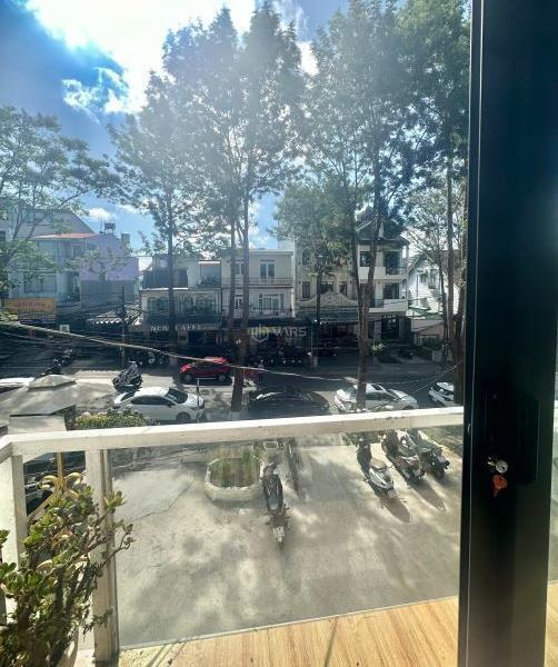 Cần bán Nhà trong hẻm 110m²