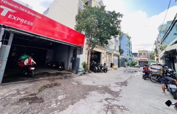 Chủ cần bán Nhà trong hẻm 105m²