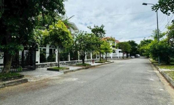 Chủ cần bán Đất nền riêng lẻ 244m²