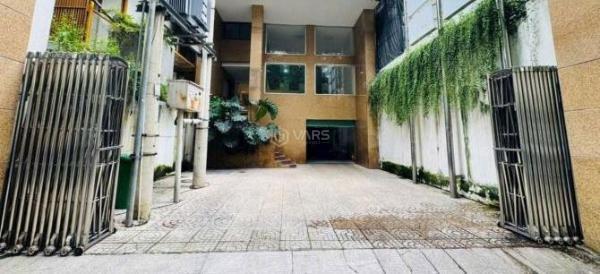 BÁN TÒA NHÀ MẶT TIỀN NAM 🏤 KỲ KHỞI NGHĨA – GẦN DINH ĐỘC LẬP – THU NHẬP ỔN ĐỊNH 450 TRIỆU/TH