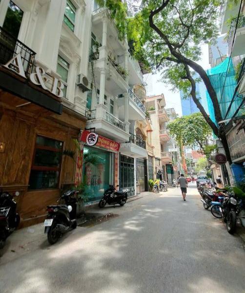 Cần bán Nhà trong hẻm 80m²