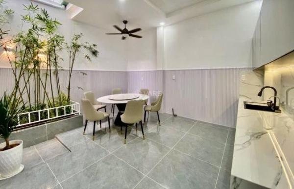 Chủ cần bán Nhà mặt phố 90m²