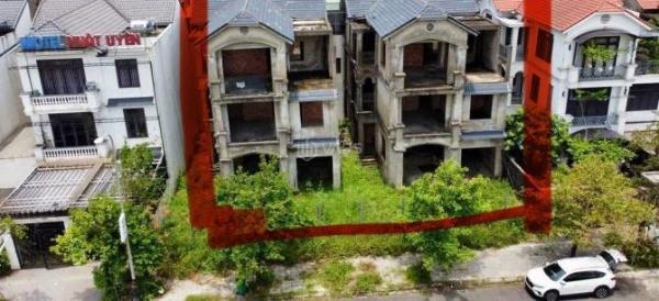 🅿BÁN 2 CĂN BIỆT THỰ KĐT PHÚ MỸ THƯỢNG -TP HUẾ - ĐƯỜNG 19.5M VIEW HỒ SEN GIÁ CHỈ 8 TỶ/ 🏢 CĂN