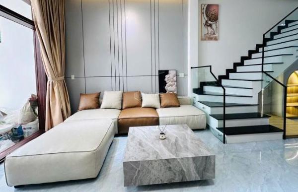 Bán Nhà mặt phố 60m²