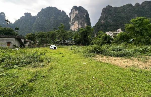 Bán Đất nền riêng lẻ 3500m²