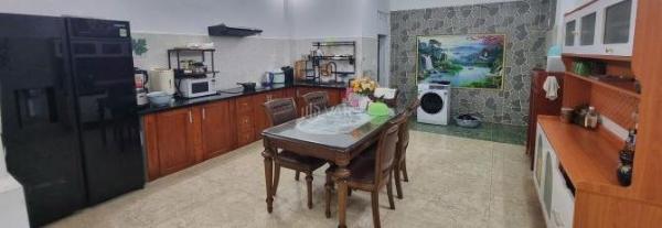 Cần bán Nhà mặt phố 97m²