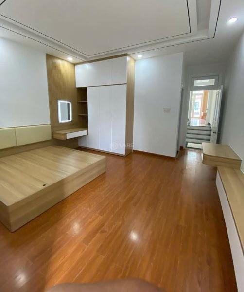 - 🏦 BÁN NHÀ 3 TẦNG FULL NỘI THẤT KĐT HÀ QUANG 2 Vị Trí Đẹp Giá Tốt