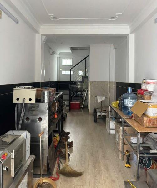 Bán nhà hẻm 🏤 oto Quang Trung 3 tầng 22,5m2 giá 5 tỷ 250 triệu