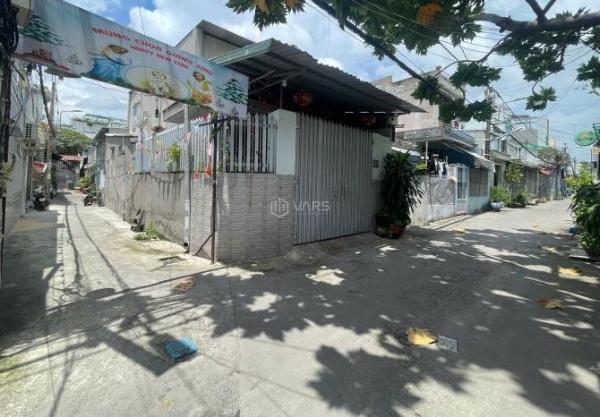 Chủ cần bán Nhà trong hẻm 81m²