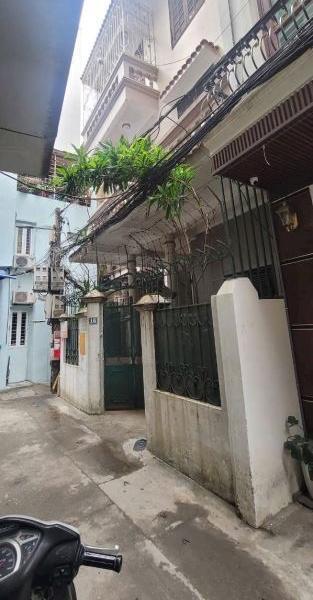 Nhà trung tâm đội 🏢 cấn ba đình 82 m2 ngõ 3 gác gần lotte - thích hợp đầu tư dòng tiền