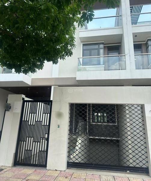 Cho thuê 🌊 nhà mt đường Hoàng Hoa Thám - Diện tích: 5x20m