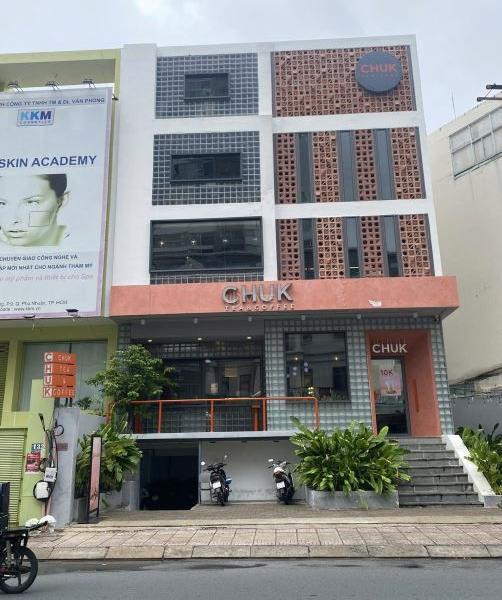 Cho Thuê Nhà Mặt Tiền 🏣 15x17m đường Phổ Quang quận Phú Nhuận