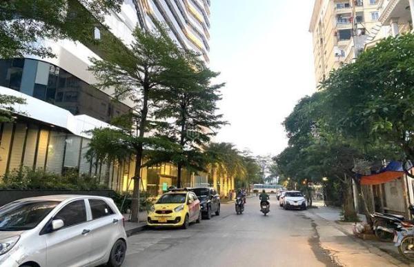 Bán đất phố Đỗ Nhuận 101m2 mặt tiền 7.2m vỉa 🆘 hè rộng kinh doanh văn phòng giá 37 tỷ