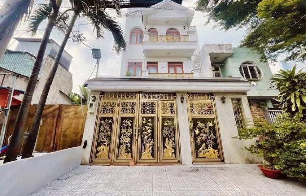 Bán Nhà trong hẻm 119m²