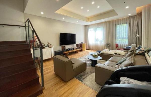 Bán Biệt thự Sunrie A The Manor Nguyễn Xiển, 4 tầng, 🏣 MT 10m, 64.9 tỷ, giá chốt cực tốt