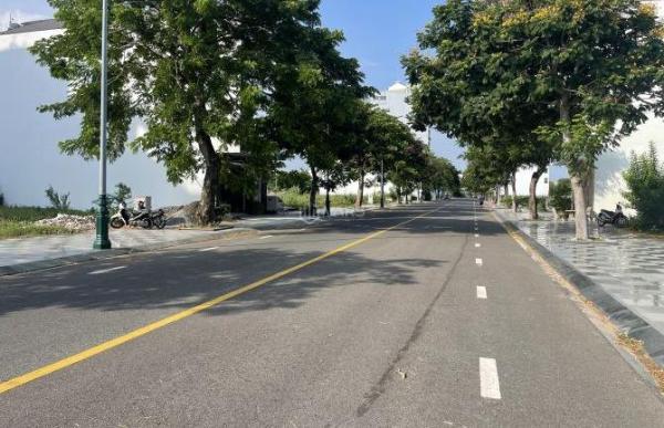 Bán Đất nền riêng lẻ 123m²