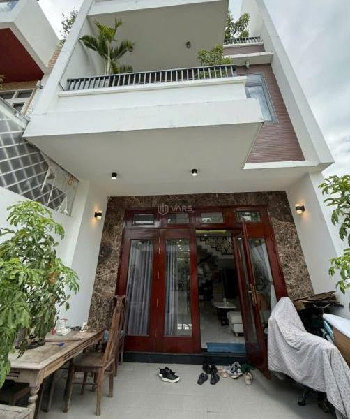 Quá tuyệt vời nhà3 lầu full nội thất 100m2 mặt 5m đường vip rộng 27m KĐT 🏘️ Mỹ Gia giá tốt nh