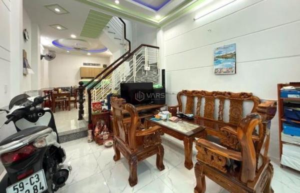 Chủ cần bán Nhà trong hẻm 105m²