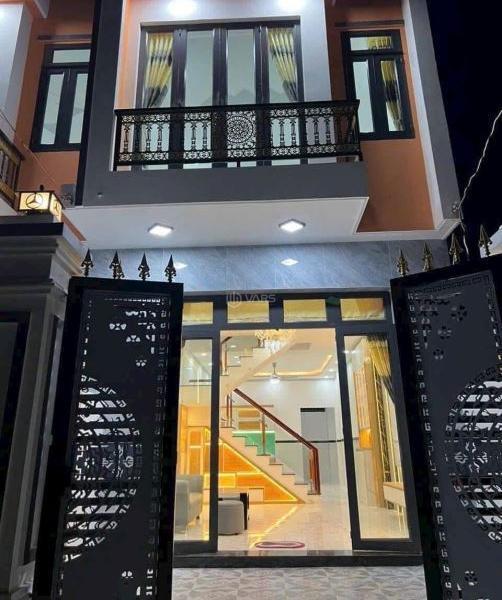 Bán Nhà mặt phố 67m²