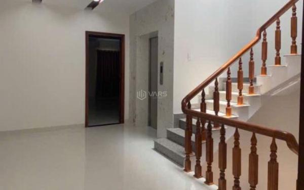 Chủ cần bán Nhà mặt phố 100m²