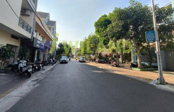Cần bán Nhà mặt phố 112m²