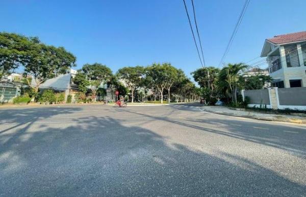 Chủ cần bán Đất nền riêng lẻ 299m²